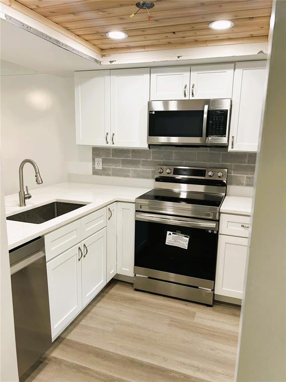 Picture of 15160 Riverbend Boulevard Unit 403, North Fort Myers FL 33917