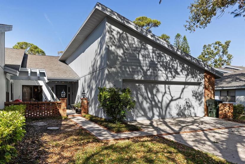 Picture of 2626 Moss Oak Drive Unit 51, Sarasota FL 34231