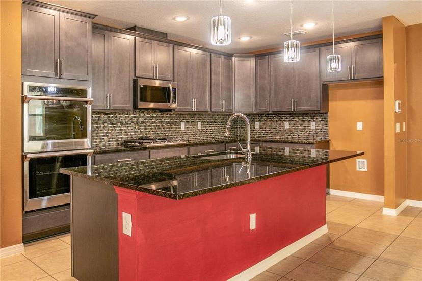 Picture of 1041 Bradford Ridge Drive, Leesburg FL 34748