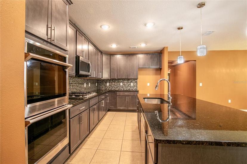 Picture of 1041 Bradford Ridge Drive, Leesburg FL 34748
