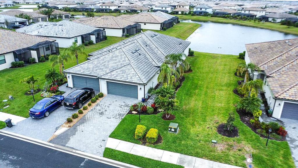 Picture of 16111 Sunny Day Drive, Bradenton, FL 34211