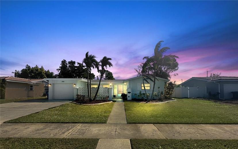 Picture of 3165 58Th Way N, St Petersburg FL 33710