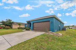 Picture of 2851 Stonewood Circle, Lakeland, FL 33810