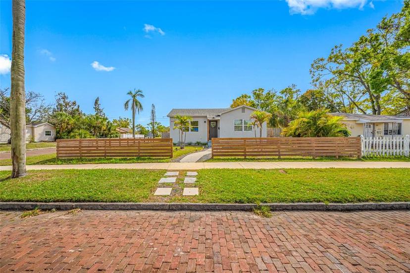 Picture of 4100 3Rd Avenue S, St Petersburg FL 33711