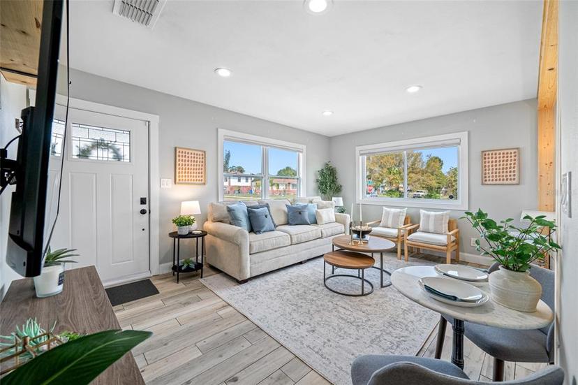 Picture of 4100 3Rd Avenue S, St Petersburg FL 33711