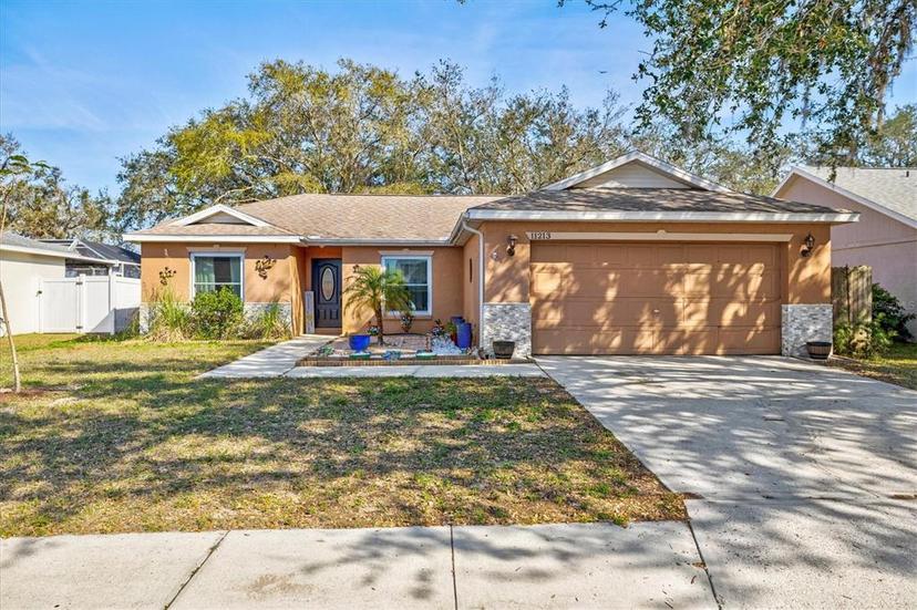 Picture of 11213 2Nd Avenue E, Bradenton FL 34212
