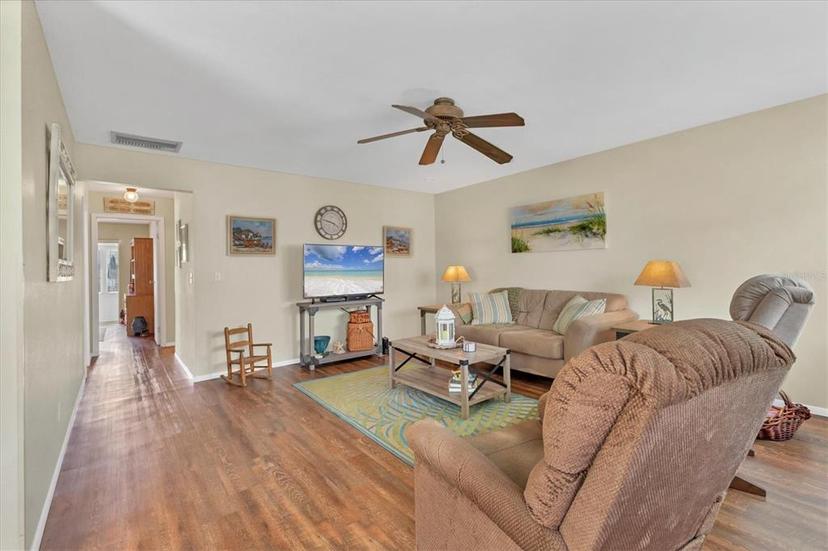 Picture of 2202 Clubhouse Drive Unit 177, Sun City Center FL 33573