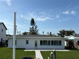 Picture of 525 Crystal Drive, Madeira Beach, FL 33708