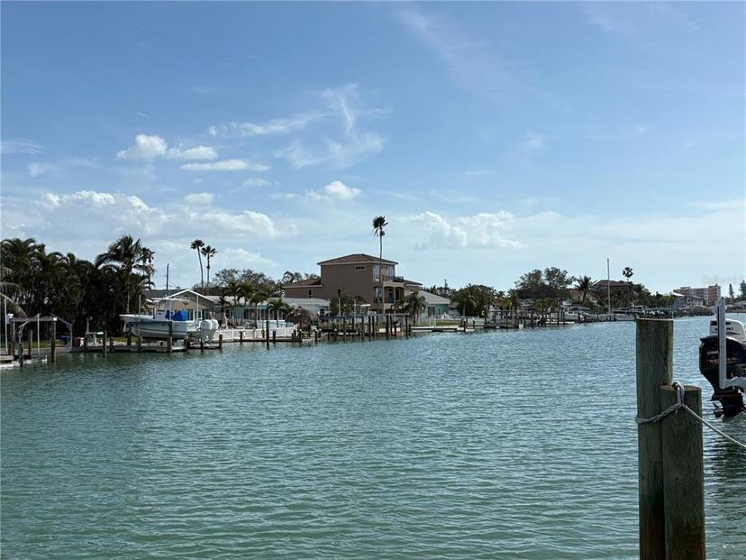 Picture of 525 Crystal Drive, Madeira Beach FL 33708