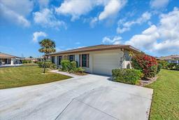 Picture of 761 Vivienda South Court Unit 14, Venice, FL 34293