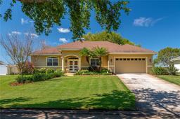 Picture of 633 Hart Lake Drive, Winter Haven, FL 33884