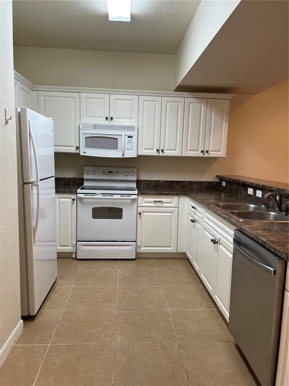 Picture of 1569 NW 29Th Road Unit 3, Gainesville FL 32605