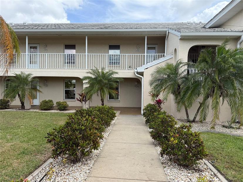 Picture of 220 Coldeway Drive Unit 123, Punta Gorda FL 33950