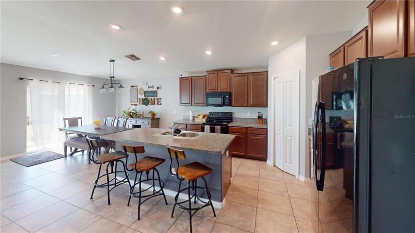 Picture of 10115 Paradise Fish Drive, Riverview FL 33578