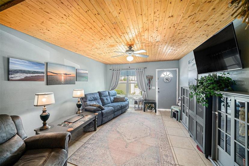 Picture of 7501 Hollowell Drive, Tampa FL 33615