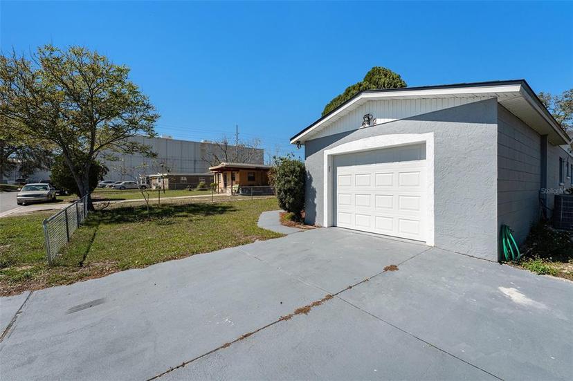 Picture of 642 Carver Drive, Lake Wales FL 33853