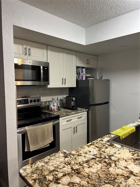Picture of 5112 Conroy Road Unit 17, Orlando FL 32811