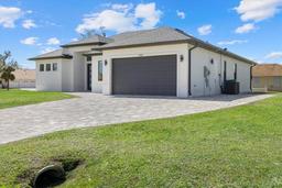 Picture of 6235 Sheffield Lane, Englewood, FL 34224