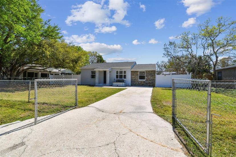 Picture of 3010 W Van Buren Drive, Tampa FL 33611