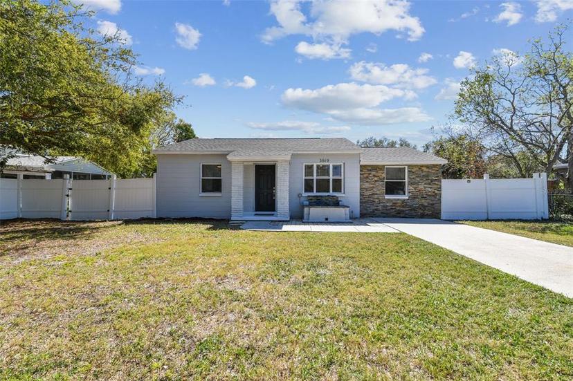 Picture of 3010 W Van Buren Drive, Tampa FL 33611