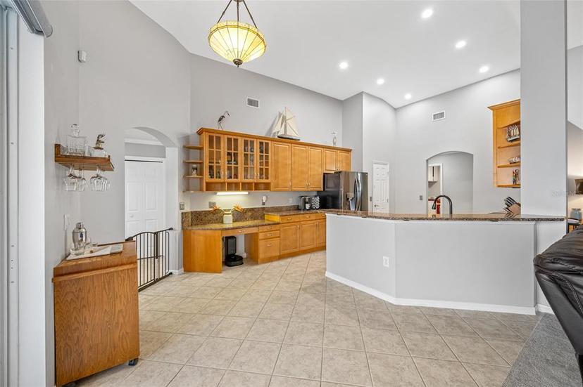 Picture of 10720 Rockledge View Drive, Riverview FL 33579