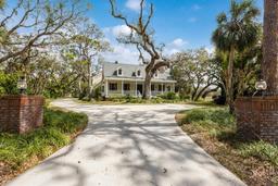 Picture of 4871 Hoyer Drive, Sarasota, FL 34241