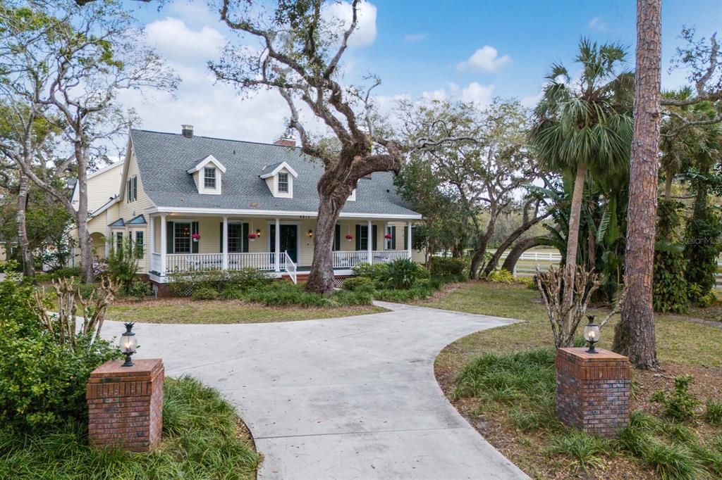 Picture of 4871 Hoyer Drive, Sarasota, FL 34241