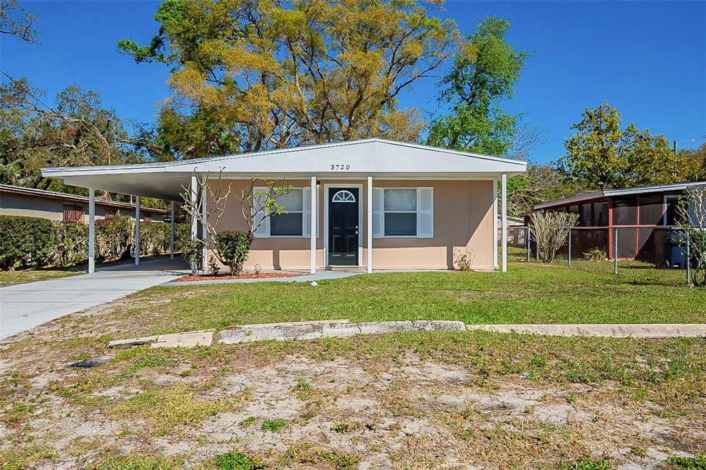 Picture of 3720 E Idlewild Avenue, Tampa, FL 33610