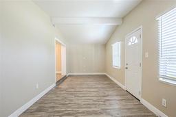 Picture of 3720 E Idlewild Avenue, Tampa, FL 33610