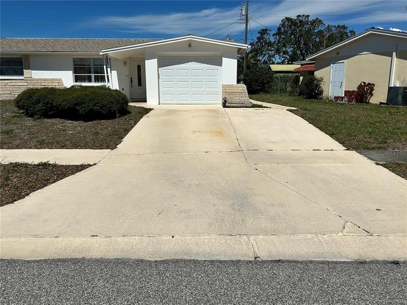 Picture of 5441 Mosaic Drive, Holiday FL 34690