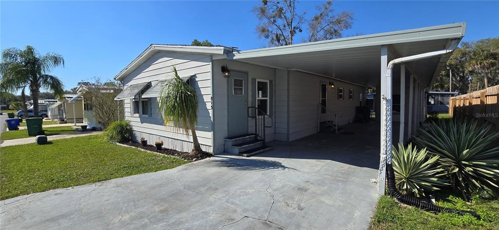 Picture of 815 E Live Oak Street, Wildwood, FL 34785