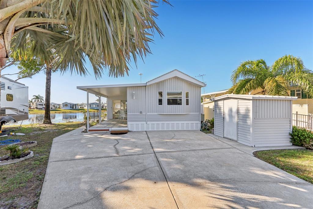 Picture of 13 Red Quill Circle, Lake Wales, FL 33898