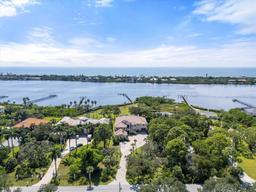Picture of 1930 Bayshore Drive, Englewood, FL 34223