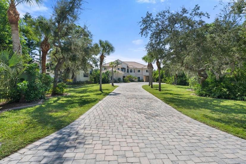 Picture of 1930 Bayshore Drive, Englewood FL 34223