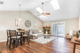 Picture of 3736 NW 55Th Place, Gainesville, FL 32653