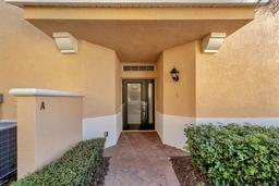 Picture of 130 Bella Vista Terrace Unit 10A, Nokomis, FL 34275