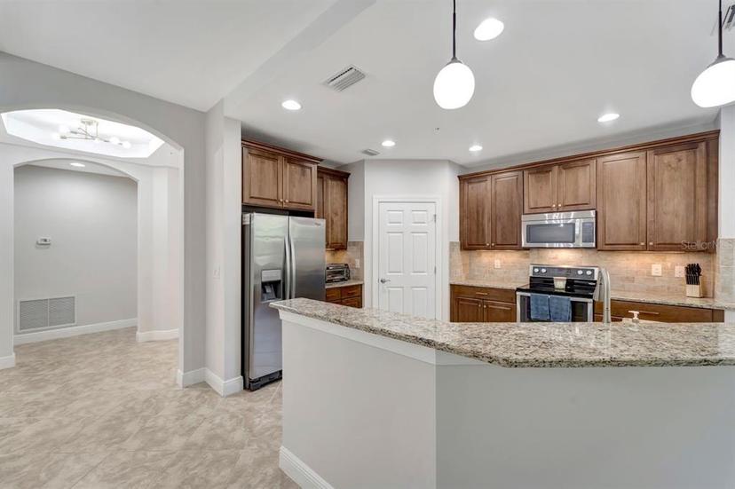 Picture of 130 Bella Vista Terrace Unit 10A, Nokomis FL 34275
