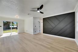 Picture of 564 Florida Circle S, Apollo Beach, FL 33572