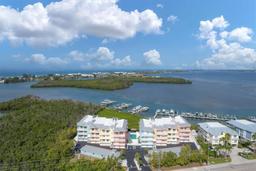 Picture of 1420 Beach Road Unit 203, Englewood, FL 34223
