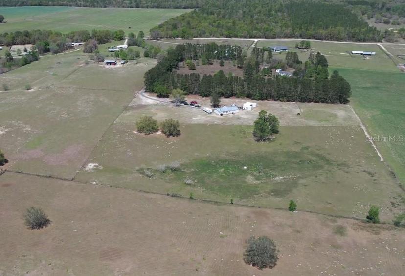 Picture of 2061 NW 165Th Court Road, Dunnellon FL 34432