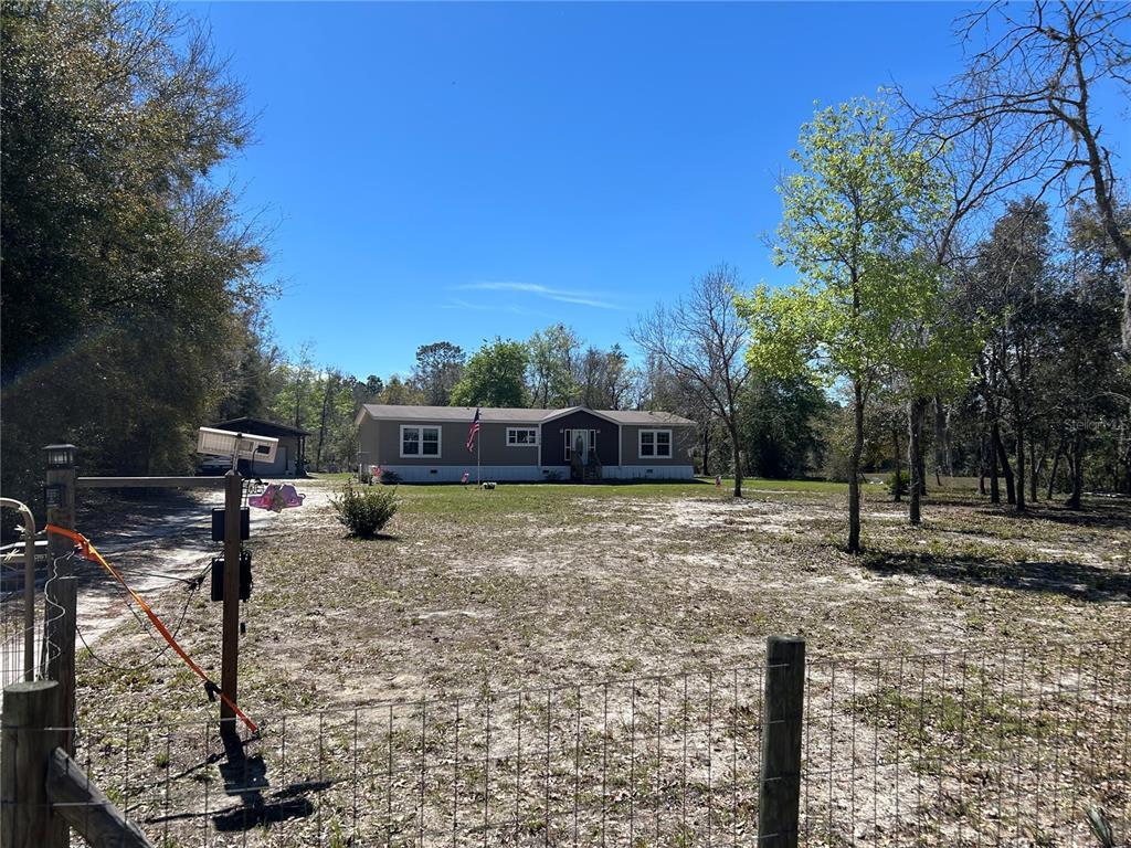 Picture of 11670 SE 32Nd Place, Morriston, FL 32668