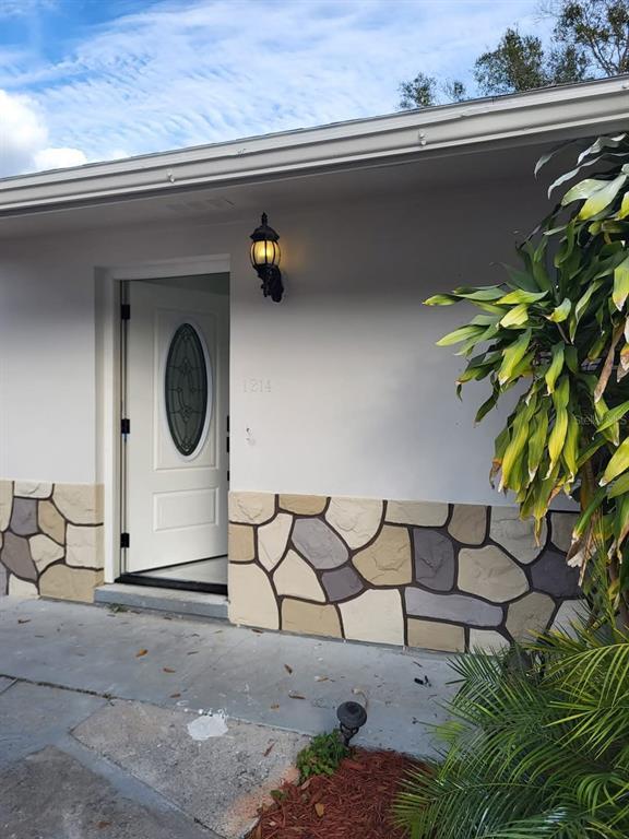 Picture of 1214 Windsor Circle, Brandon FL 33510