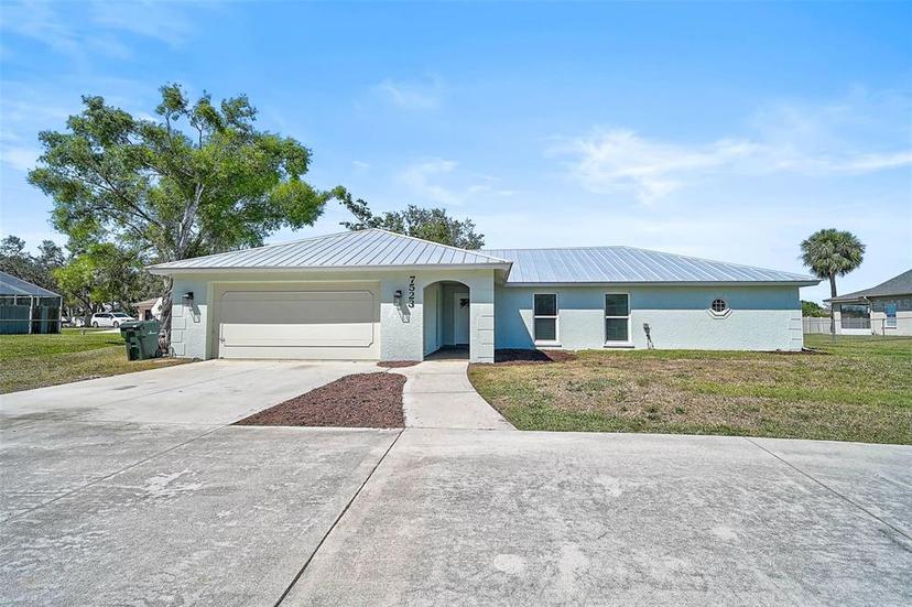 Picture of 7523 S Leewynn Drive, Sarasota FL 34240