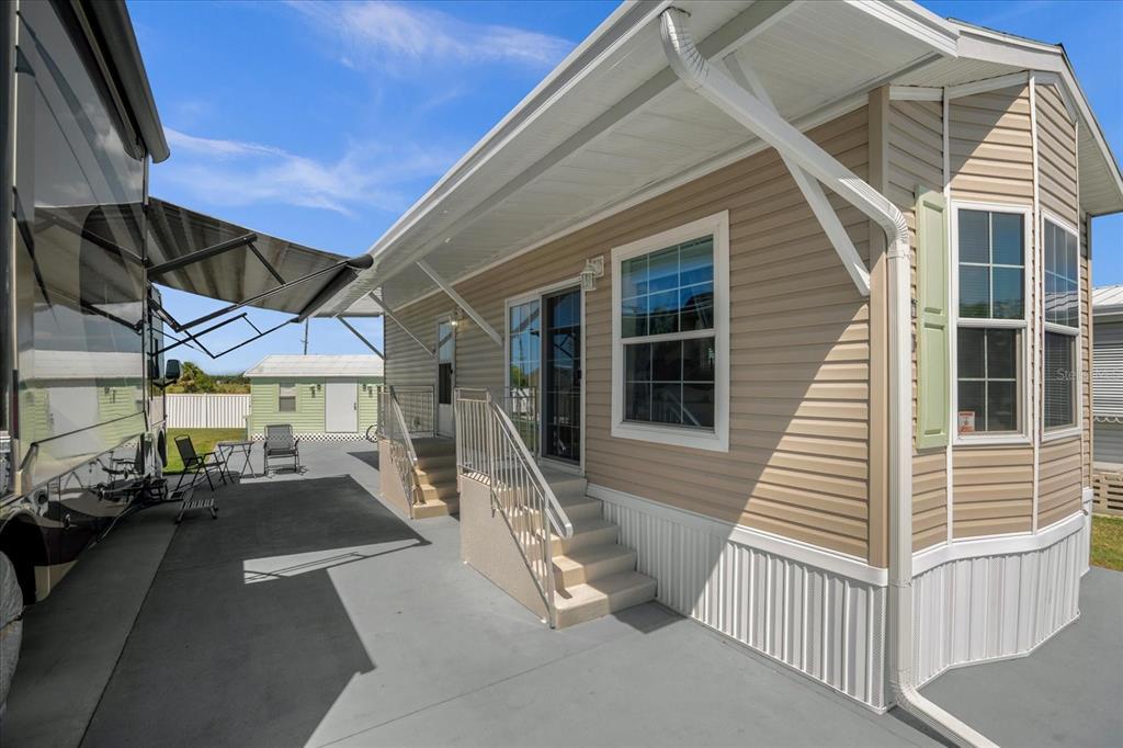 Picture of 4965 Shore Line Drive, Polk City, FL 33868