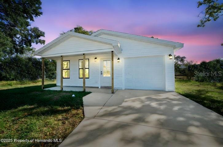 Picture of 14356 Earline Road, Brooksville, FL 34614