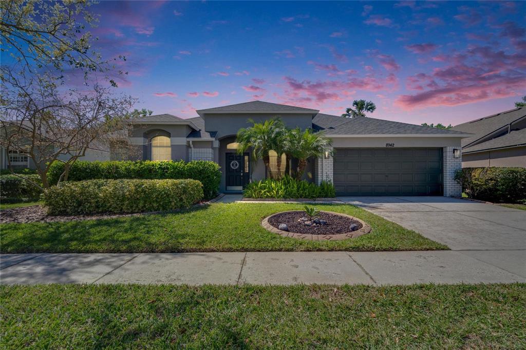 Picture of 8942 Aberdeen Creek Circle, Riverview, FL 33569