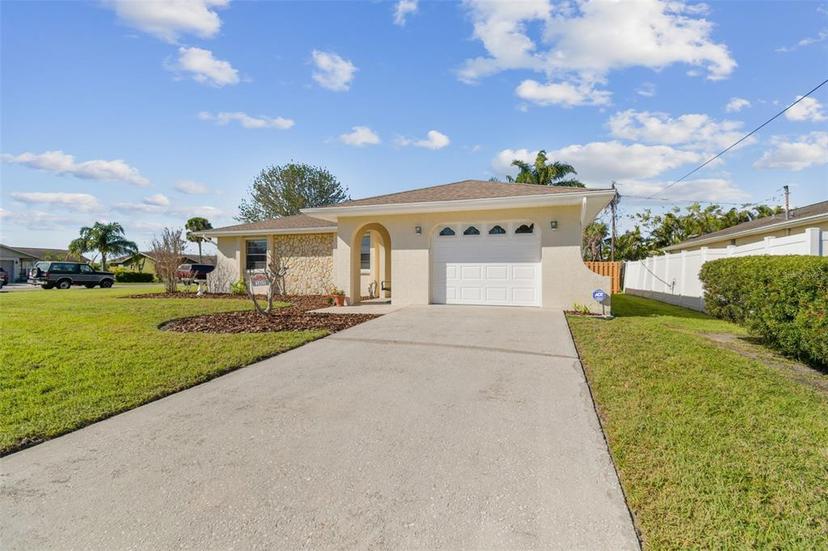 Picture of 2412 15Th Street W, Palmetto FL 34221