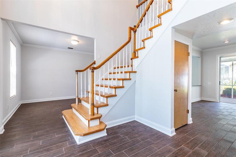 Picture of 9608 Norchester Circle, Tampa FL 33647
