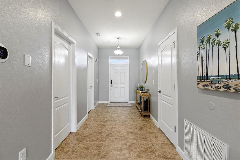Picture of 2371 Victoria Drive, Davenport FL 33837