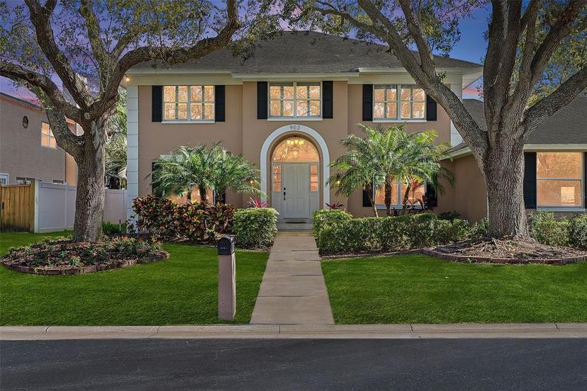 Picture of 902 Marco Drive Ne, St Petersburg FL 33702
